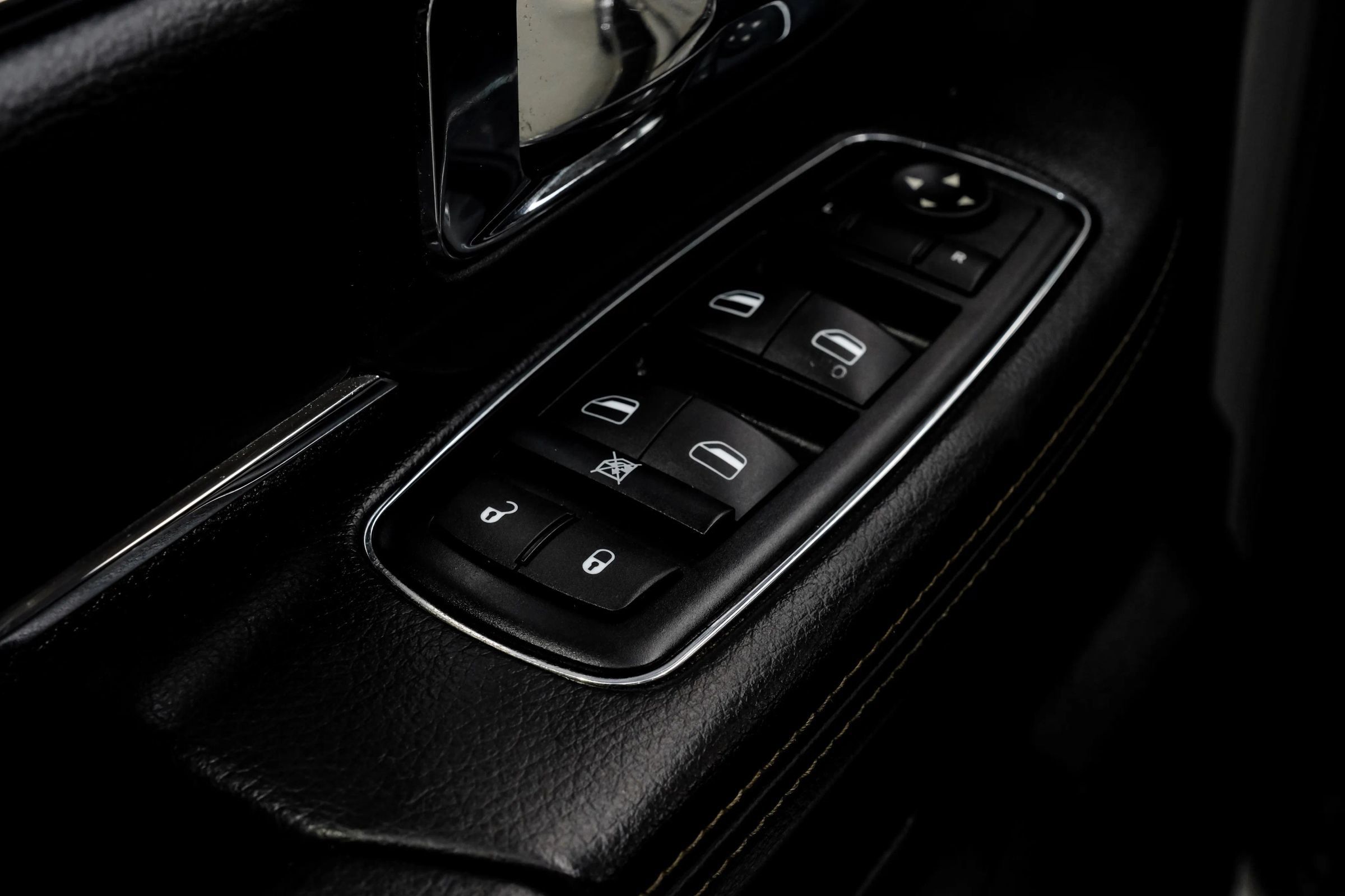 Used 2015 RAM 1500 Laramie w/ Convenience Group AWD/4WD image 57