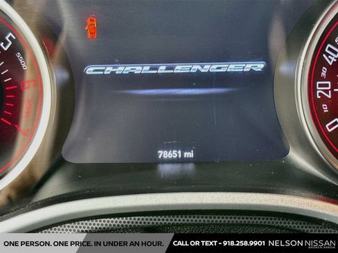 Used 2018 Dodge Challenger R/T Scat Pack w/ Leather Interior Group RWD image 12
