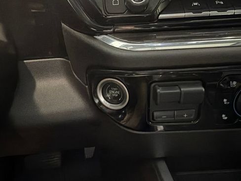 Used 2023 Chevrolet Silverado 1500 LTZ w/ LTZ Premium Package AWD/4WD image 44
