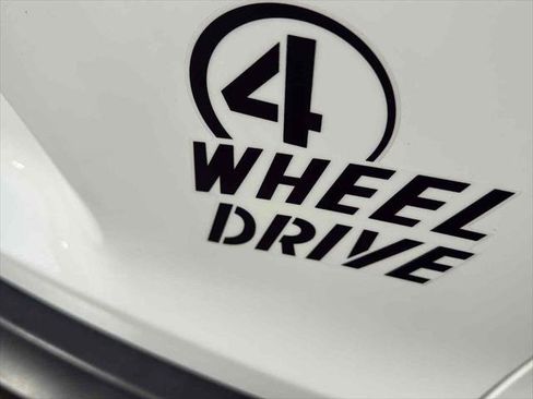 Used 2022 Jeep Cherokee Latitude w/ Sun & Sound Group image 7