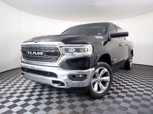 Used 2019 RAM 1500 Limited RWD image 2