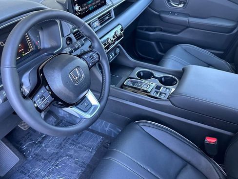 New 2025 Honda Pilot Elite image 10
