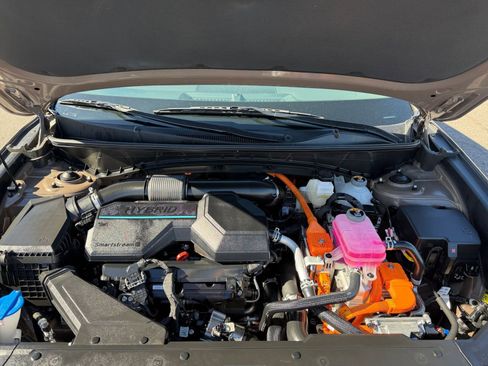 Used 2025 Hyundai Tucson Blue image 30