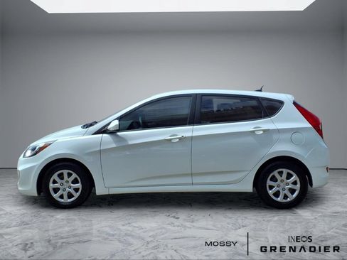 Used 2013 Hyundai Accent GS FWD image 5
