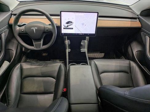 Used 2020 Tesla Model 3 Standard Range Plus image 16