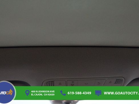 Used 2019 Mercedes-Benz C 300 Sedan image 19