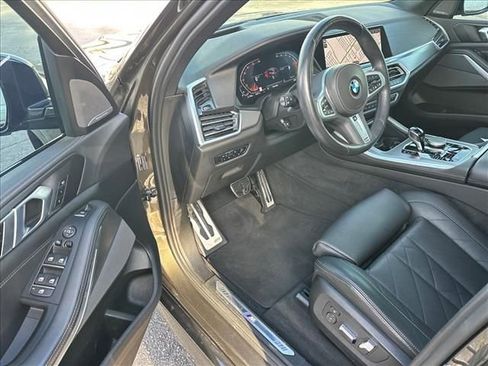 Used 2023 BMW X5 xDrive40i w/ M Sport Package AWD/4WD image 13