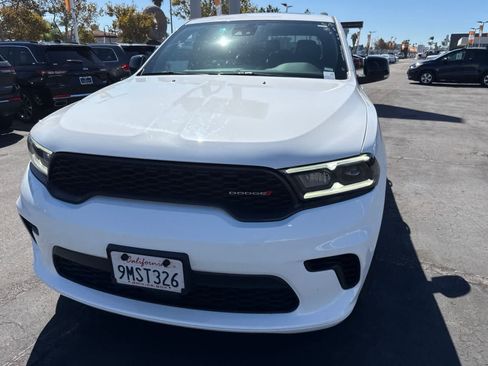 Used 2024 Dodge Durango GT RWD image 3