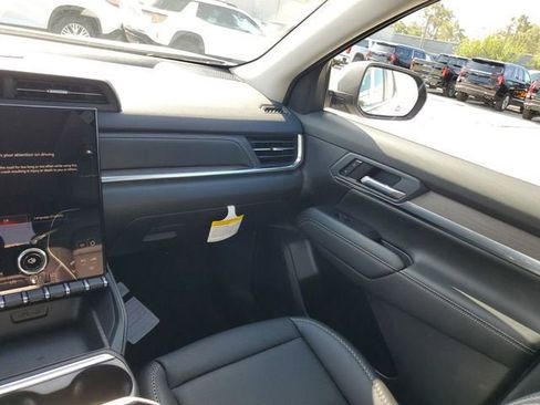 New 2026 GMC Terrain Denali AWD/4WD image 15