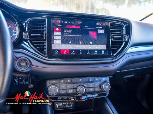 Used 2024 Dodge Durango GT image 13