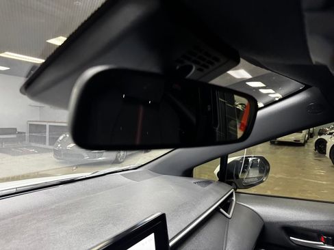Used 2024 Toyota Corolla SE w/ SE Premium Package FWD image 28