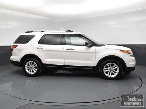 Used 2011 Ford Explorer XLT w/ 202A Rapid Spec Order Code image 45