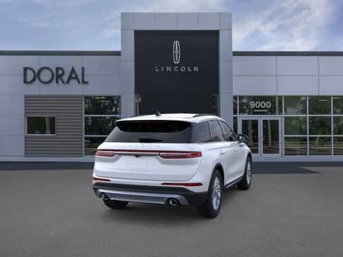 New 2026 Lincoln Corsair Premiere FWD image 8