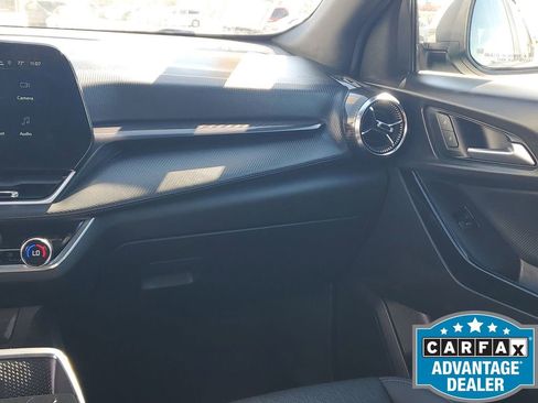 Used 2025 Chevrolet Equinox LT w/ Convenience Package II image 27