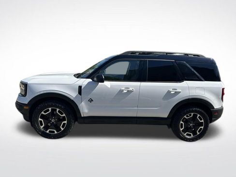 Used 2022 Ford Bronco Sport Outer Banks AWD/4WD image 2