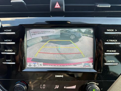 Used 2020 Toyota Camry SE w/ Convenience Package FWD image 38