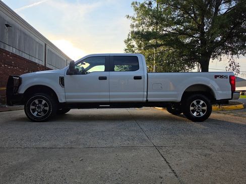Used 2019 Ford F250 XL w/ Power Equipment Group AWD/4WD image 5