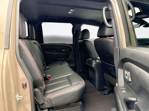 Used 2023 Nissan Titan PRO-4X w/ Pro-4x Convenience Package AWD/4WD image 20
