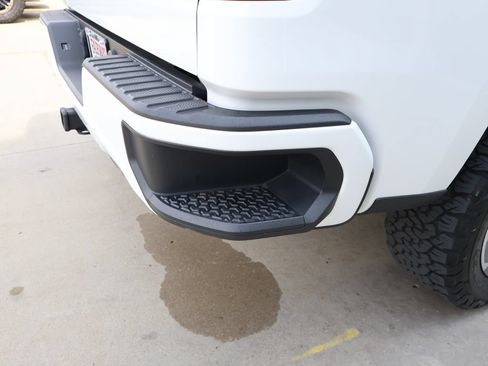 Certified 2022 Chevrolet Silverado 1500 RST AWD/4WD image 34