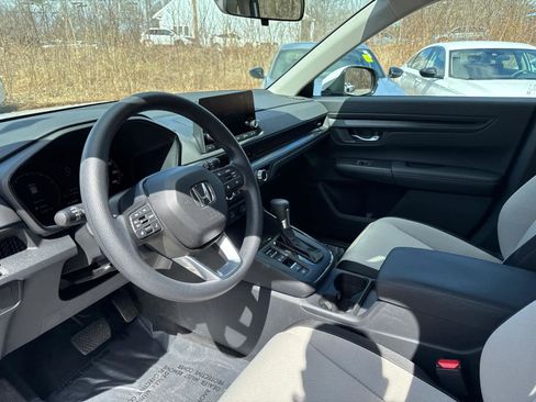 Used 2024 Honda CR-V LX image 13