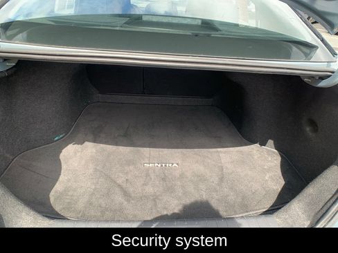Certified 2025 Nissan Sentra SR w/ Midnight Edition FWD image 28
