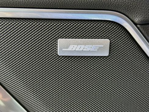 Used 2022 Chevrolet Silverado 1500 LTZ AWD/4WD image 19