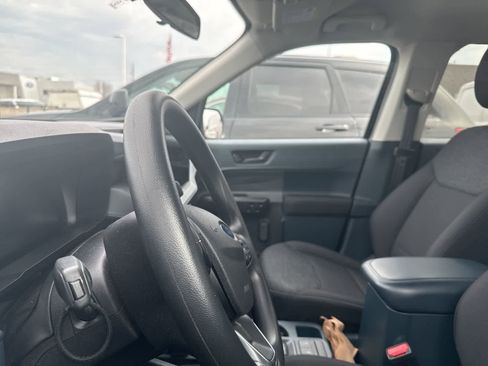 Used 2025 Ford Maverick XL w/ 4K Tow Package image 30