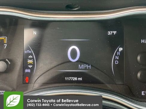 Used 2016 Jeep Grand Cherokee Laredo w/ Quick Order Package 23E image 24