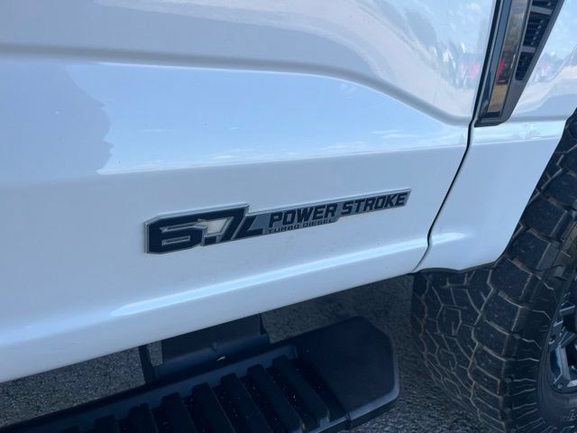 Used 2024 Ford F250 Lariat w/ Sport Appearance Package AWD/4WD image 5