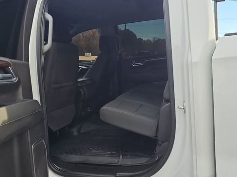 Used 2023 GMC Sierra 1500 SLE image 22