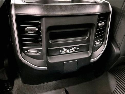 Used 2023 RAM 1500 Big Horn AWD/4WD image 32