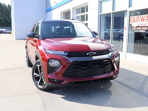 Used 2023 Chevrolet TrailBlazer RS w/ Sun and Liftgate Package AWD/4WD image 37