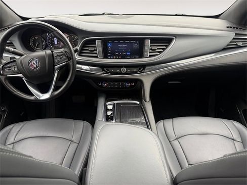 Used 2023 Buick Enclave Premium image 10