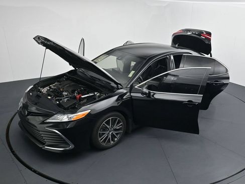 Used 2024 Toyota Camry XLE FWD image 26