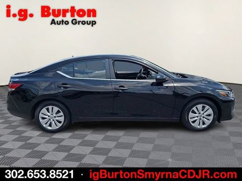 Used 2025 Nissan Sentra S FWD image 7