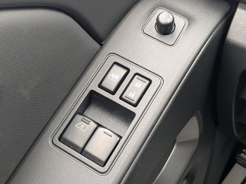 Used 2022 Nissan Frontier SV image 26