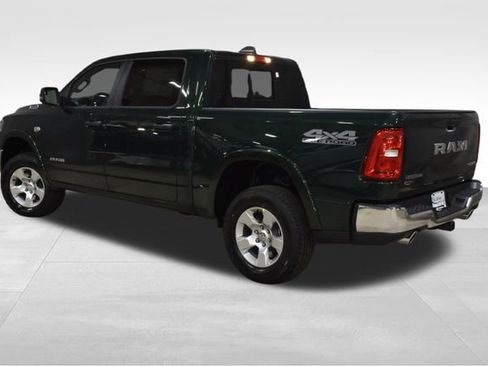New 2026 RAM 1500 4x4 Crew Cab image 7
