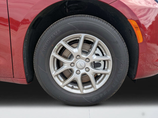New 2027 Chrysler Pacifica Select FWD image 10