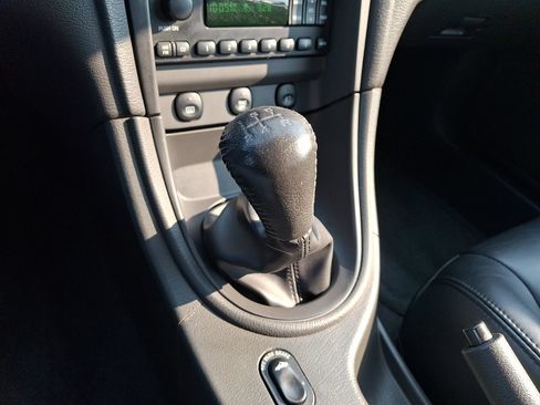 Used 2002 Ford Mustang GT RWD image 17