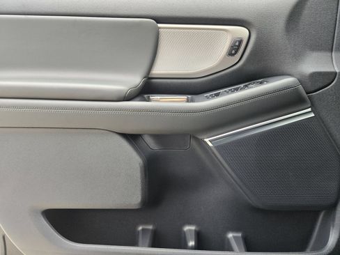 New 2026 Ford Expedition Active RWD image 23