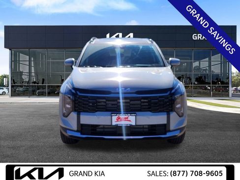 New 2026 Kia Sportage EX image 3