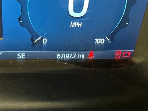 Used 2023 Ford F350 Lariat w/ Chrome Package image 31