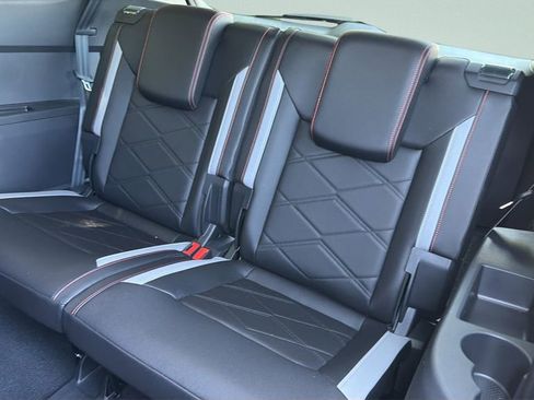 New 2026 Volkswagen Atlas Peak Edition AWD/4WD image 29