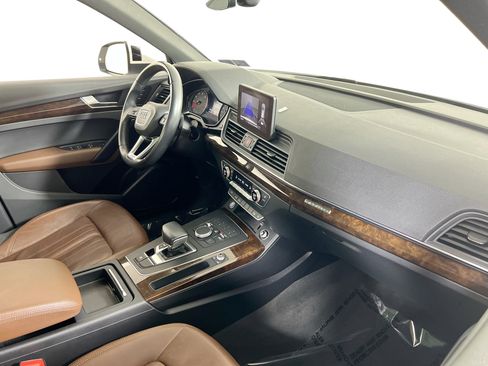 Used 2019 Audi Q5 2.0T Premium w/ Convenience Package image 28