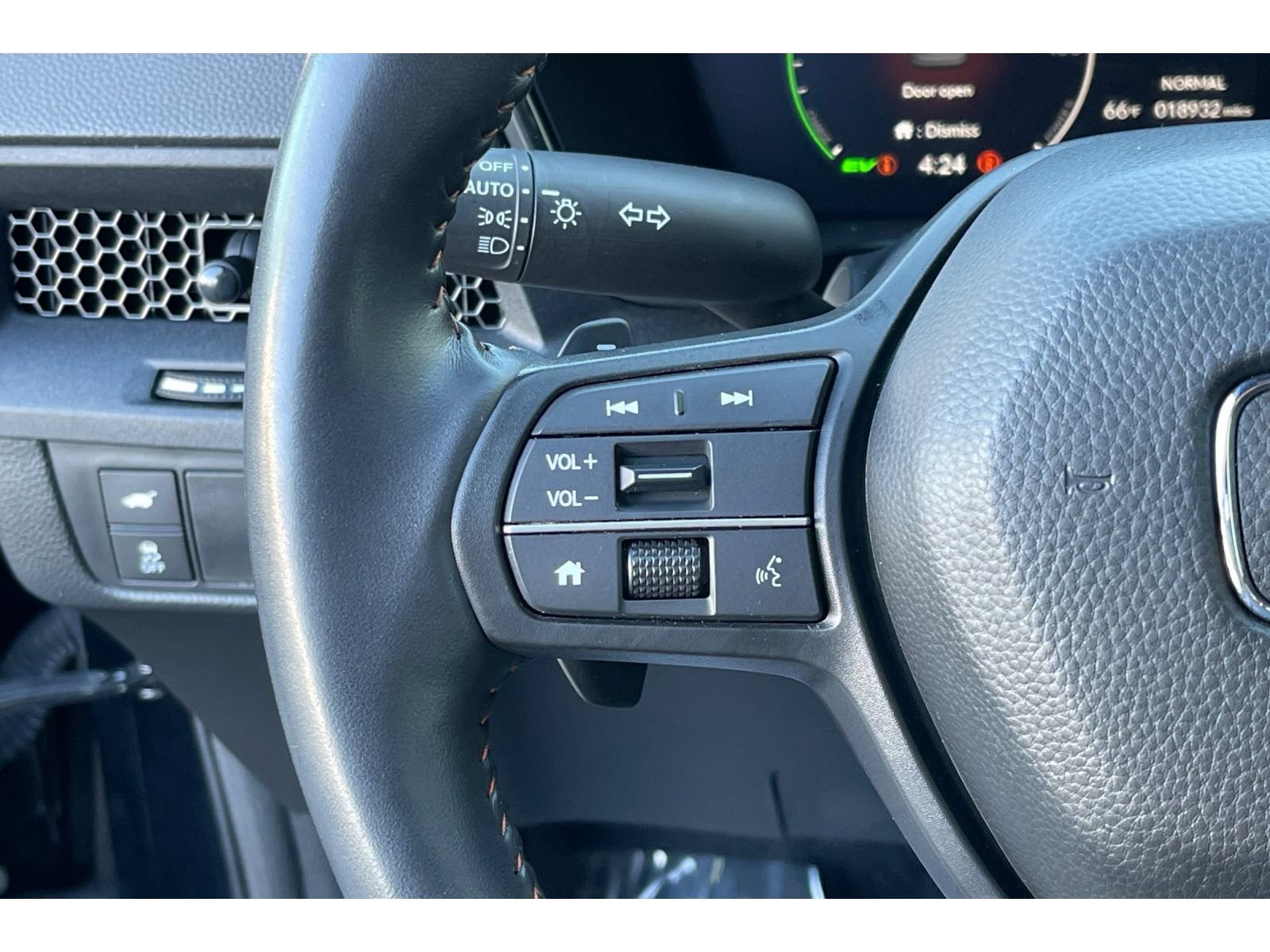 Certified 2025 Honda CR-V Sport-L image 35