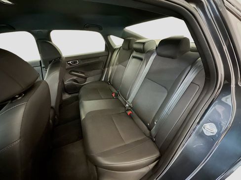 Used 2025 Honda Civic Sport image 28