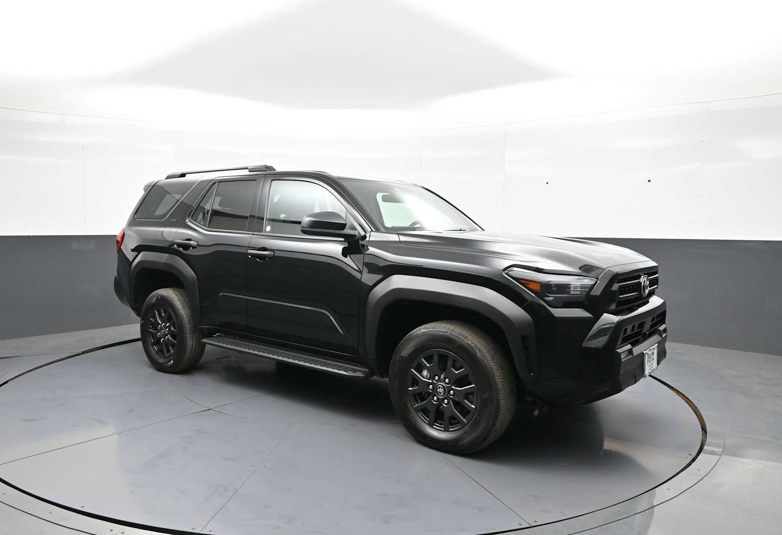 Certified 2025 Toyota 4Runner SR5 AWD/4WD image 4