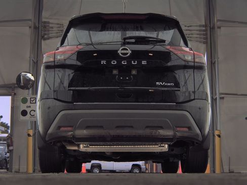 Used 2023 Nissan Rogue SV w/ SV Premium B Package AWD/4WD image 8