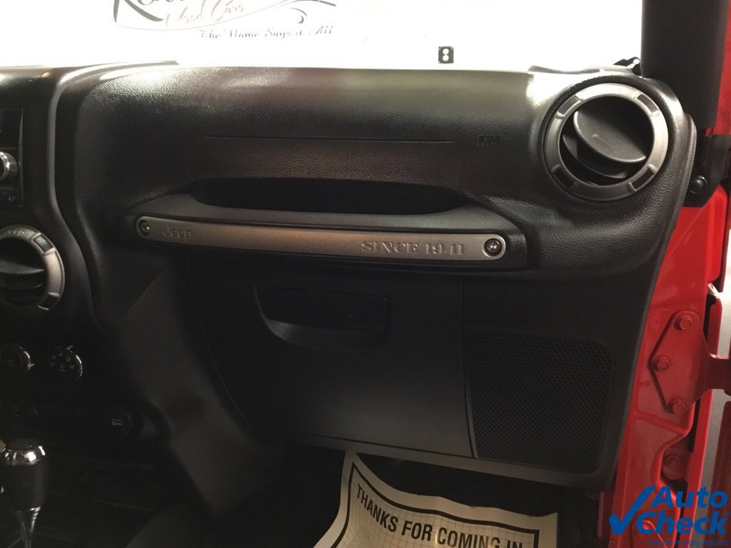Used 2016 Jeep Wrangler Sport AWD/4WD image 32