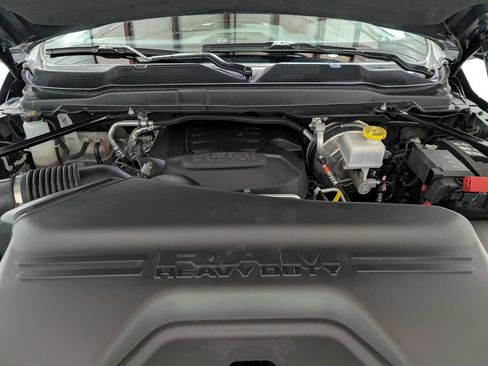 Used 2025 RAM 2500 Big Horn AWD/4WD image 29